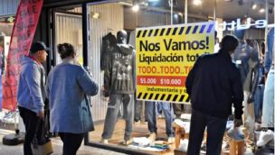 locales cerrados en la peatonal de Corrientes