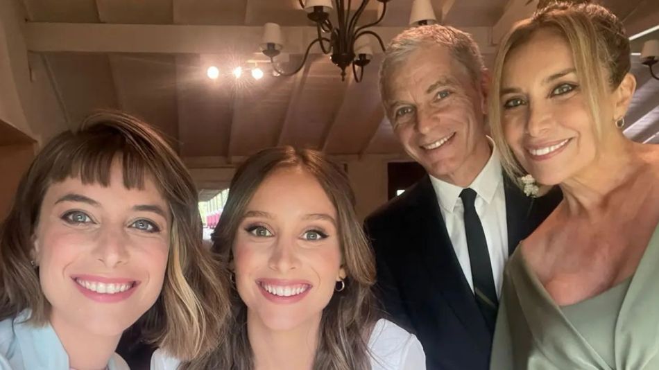 Patricia Viggiano, Diego Chornogubsky, y sus hijas Olivia y Lucila Viggiano