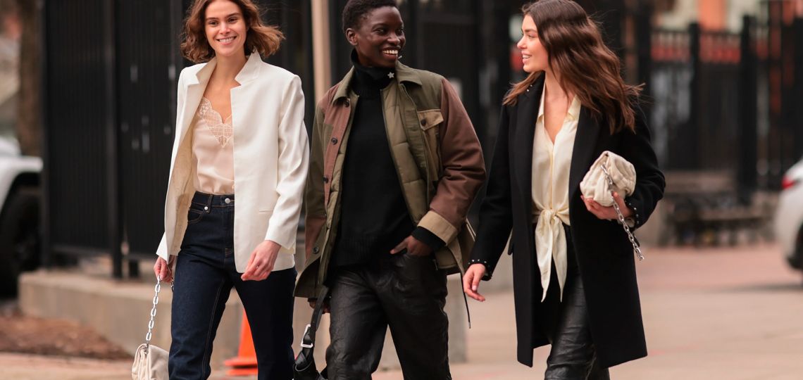 Anti-trend: qué es y por qué redefine la moda en 2026