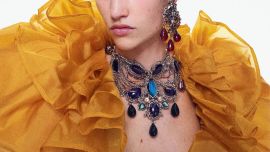 Joyería 2026: las piezas que ahora construyen todo el look