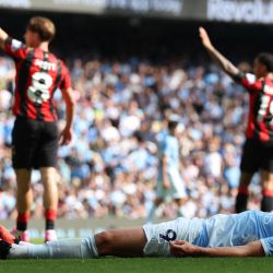 El delantero noruego del Manchester City, Erling Haaland, reacciona tras fallar una oportunidad de marcar un gol durante el partido de la Premier League inglesa entre el Manchester City y el AFC Bournemouth en el Etihad Stadium de Manchester, al noroeste de Inglaterra. | Foto:Darren Staples / AFP