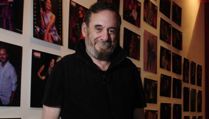 La nueva vida de Alejandro Awada: "Después de 45 años me reencontré con mi amor de la adolescencia"