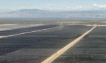 ¿Dónde queda y cómo funciona el parque solar más grande de la Argentina? 