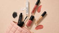 Los 5 imprescindibles de maquillaje para armar el neceser perfecto y lograr un look natural 