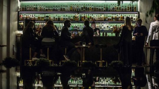 El secreto mejor guardado de Palermo Chico: el nuevo plan de los miércoles entre tragos y hamburguesas especiales 