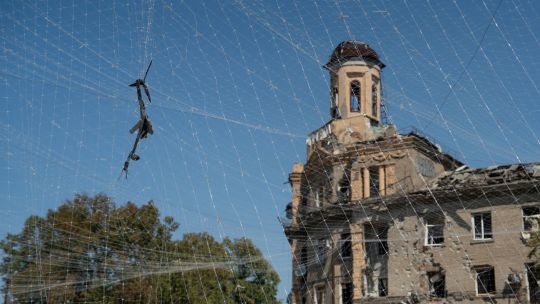 El modelo de negocio de la guerra: cuando matar vale cinco puntos