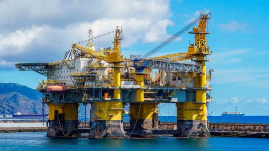 RDC: la guerra y la crisis energética empujan al Reino Unido a reconsiderar petróleo, gas y energía nuclear