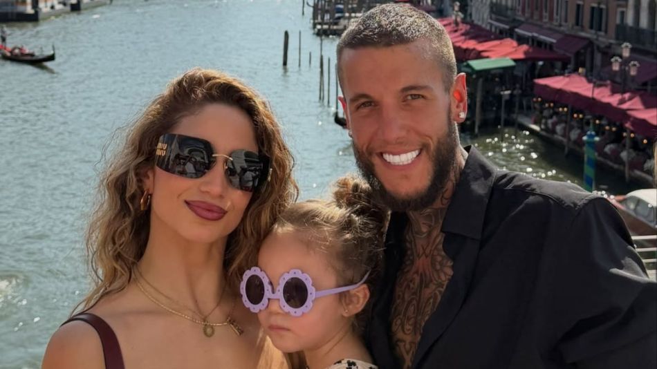 Melody Luz y Alex Caniggia junto a su hija