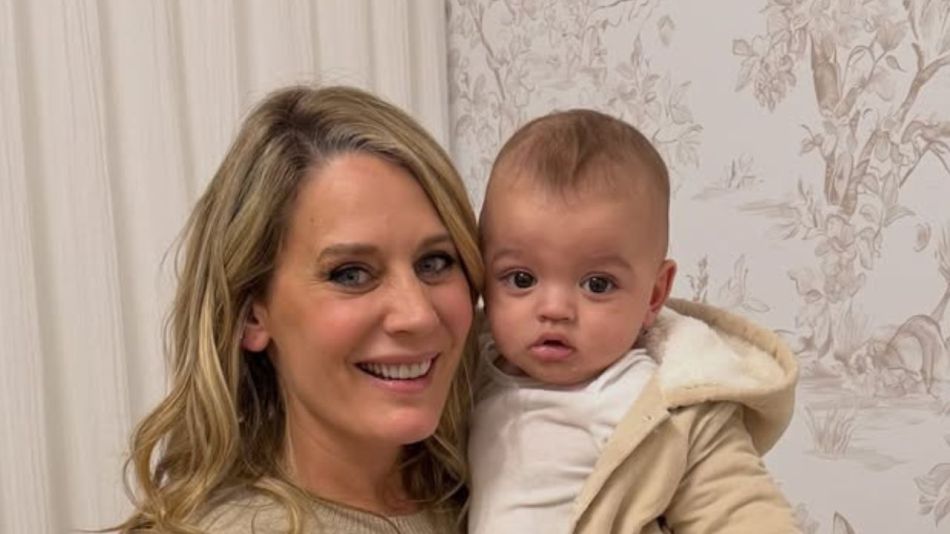 Rocío Marengo y su hijo Isidro Fort