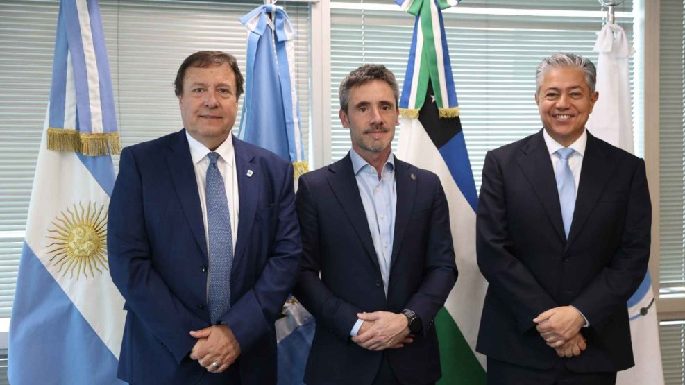 Conectividad del Alto Valle y Vaca Muerta