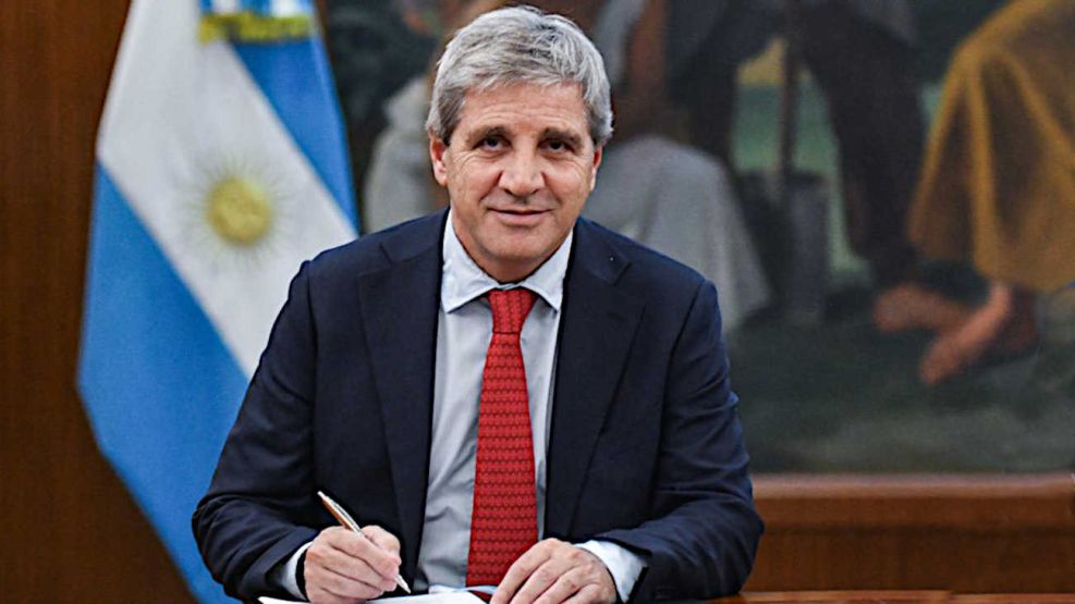 Luis Caputo 25082026