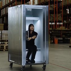 Es una cabina que fue especialmente diseñada para enfriar el cuerpo humano en cuestión de minutos.