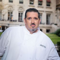 Rodrigo Llanes.