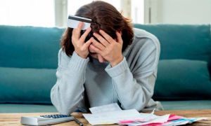 Crece la morosidad en tarjetas de credito