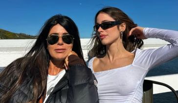 Mariana Muzlera y Tini Stoessel