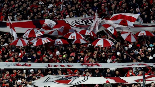 Encuesta: el 50 % de hinchas de Boca, River, San Lorenzo, Independiente y Racing culpa a sus dirigencias del mal momento