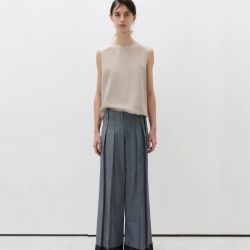 Look streetwear en mid-season 2026