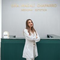 Dra. Magalí Chaparro: “Mi filosofía no busca transformar rostros, sino potenciar la belleza propia y única de cada paciente”