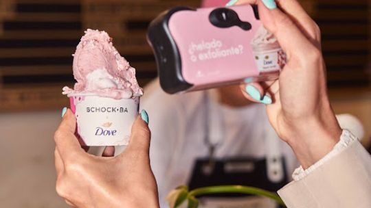 Dove presentó sus nuevos Beauty Scrub: así fue el original lanzamiento que combinó exfoliantes, sabores y experiencias 