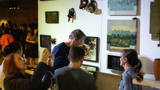 La Plata se convierte en epicentro del arte contemporáneo con una nueva edición de Plateada