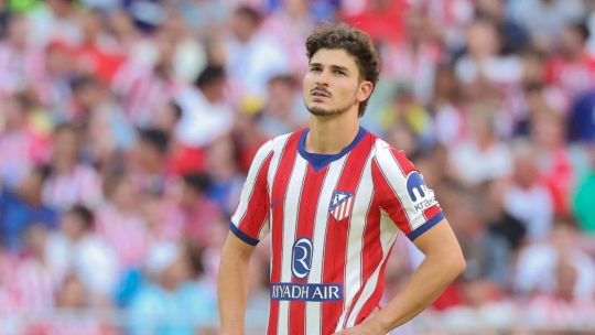 Atlético Madrid rule out any talks with Barcelona over Julián Álvarez