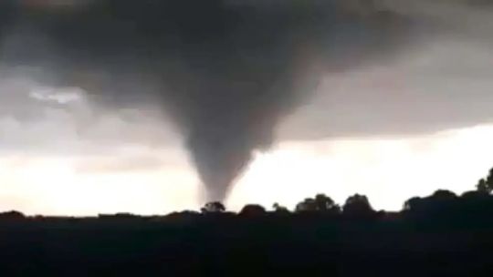 RDC: preocupación por el arrase de un tornado en Francia donde “el pueblo de Pomas parece que ha sido bombardeado”