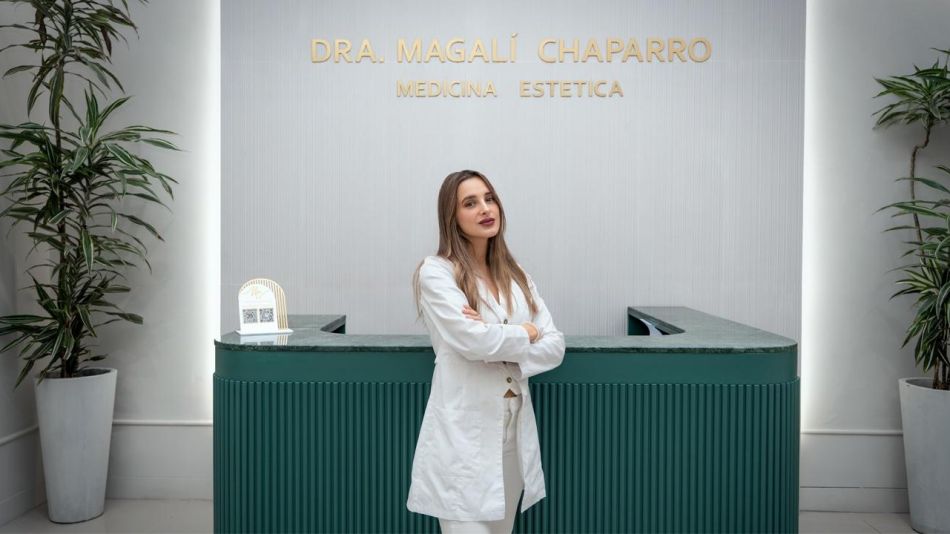 Dra. Magalí Chaparro: “Mi filosofía no busca transformar rostros, sino potenciar la belleza propia y única de cada paciente”