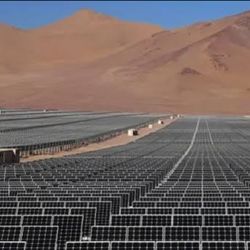 Ubicado en la provincia de Mendoza, el Parque Solar El Quemado de YPF Luz se convirtió en el más grande de Latinoamérica