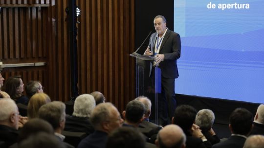 Javier Martínez Álvarez en el Boletín Informativo Techint