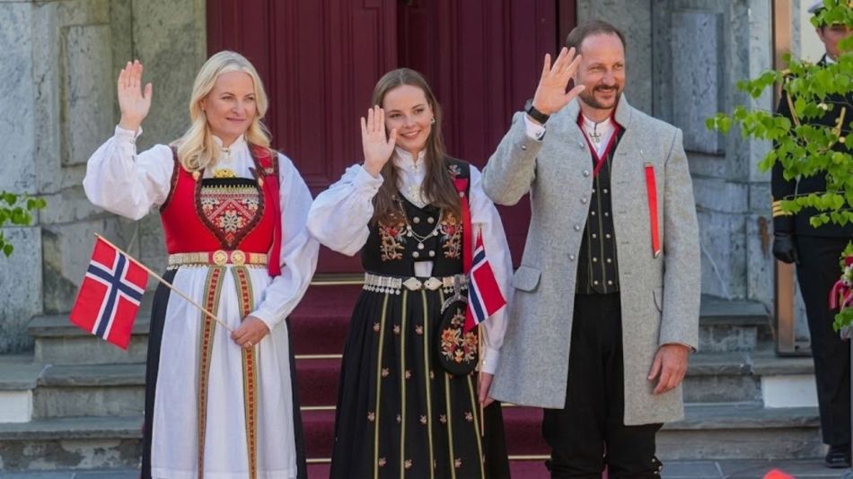 Mette-Marit, Ingrid Alexandra y Haakon