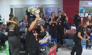 Las Leonas en Ezeiza