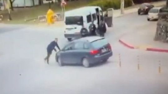 Persecución, marcha atrás y fuga: qué dijo la Municipalidad sobre el video viral de la “cacería de Uber” en Córdoba