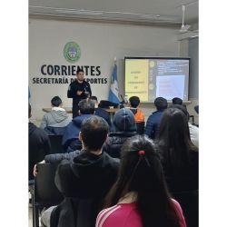 Federico Sena: el entrenador correntino que proyecta atletas al mundo | Foto:CONTENTNOTICIAS