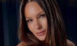 Desde Ibiza, Pampita adelanta las bikinis que marcarán tendencia en verano