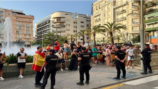 RDC: persiste la crisis en Ceuta y 260 municipios convocan a una marcha mientras crece la tensión por la inmigración