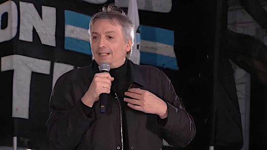 Máximo Kirchner: "el poder judicial, nunca hizo lo más mínimo por saber quién pergenió el atentado a Cristina"