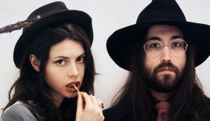 Sean Lennon y Charlotte Kemp Muhl