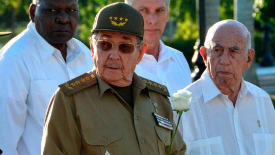 Aseguran que Raúl Castro está “gravemente enfermo” y que recibe asistencia médica