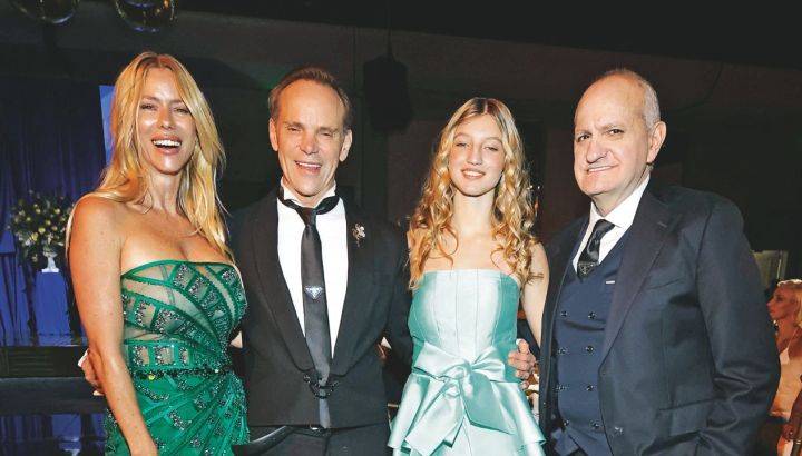 Las mejores fotos del debut de Allegra Cubero en alta costura
