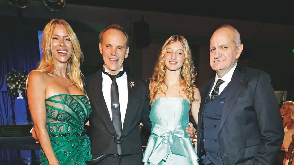 Nicole Neumann, Thiago Pinheiro, Allegra Cubero y Laurencio Adot