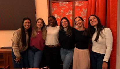 Cómo aprender inglés sin presión: la experiencia del Club de Conversación