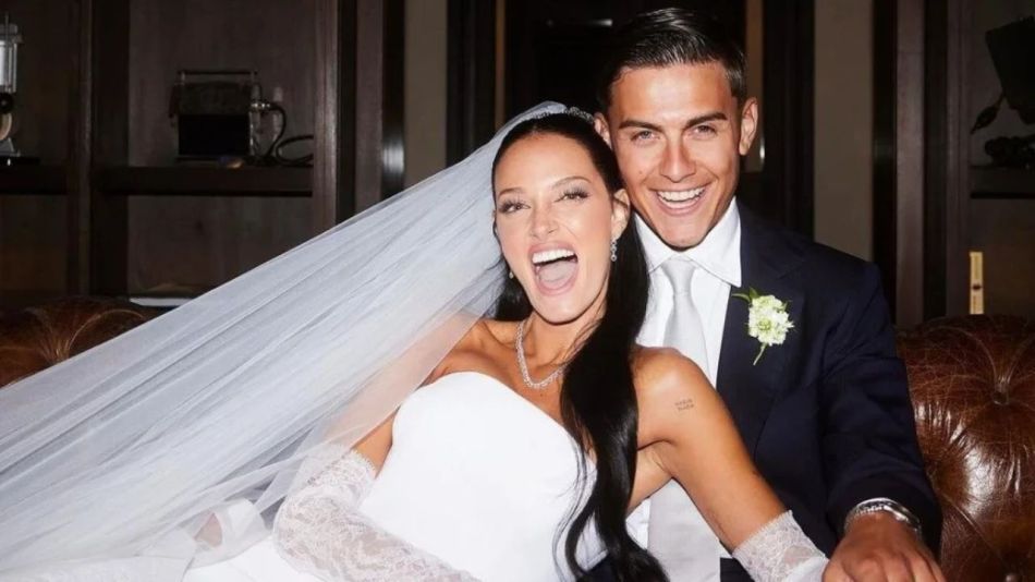 Paulo Dybala y Oriana Sabatini