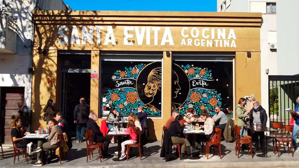 Cierra el Santa Evita