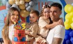 Así fue el cumpleaños de Theo, el hijo de Agustina Gandolfo y Lautaro Martínez: decoración de superhéroes y torta de cuatro pisos