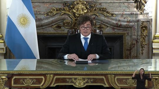 Milei to seek tough sanctions for firms operating in Malvinas, announces new naval base