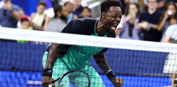 El francés Gael Monfils celebra tras derrotar al paraguayo Adolfo Daniel Vallejo durante el partido de primera ronda individual masculino del Abierto de Estados Unidos, disputado en el Centro Nacional de Tenis USTA Billie Jean King de Nueva York.