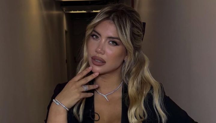 Wanda Nara mostró la nueva decoración de su living y un detalle vinculado a Mauro Icardi llamó la atención: "¿Anda de walichos?"