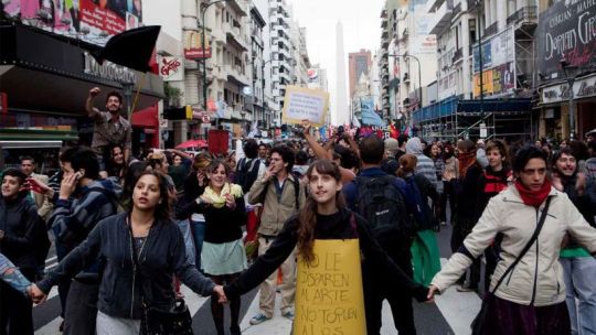 Los jóvenes no se fueron de la política: cambiaron de lugar