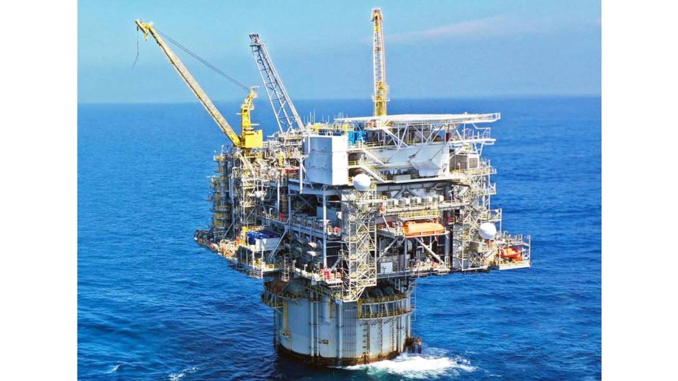 060926_navitas_petroleo_malvinas_cedoc_g