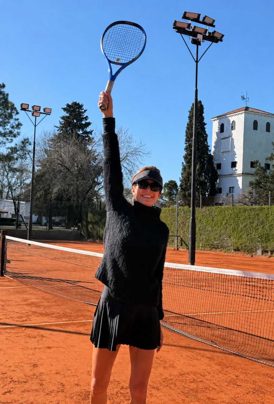 Las Primeras Fotos De Juliana Awada Tras Abandonar Una cl nica De 